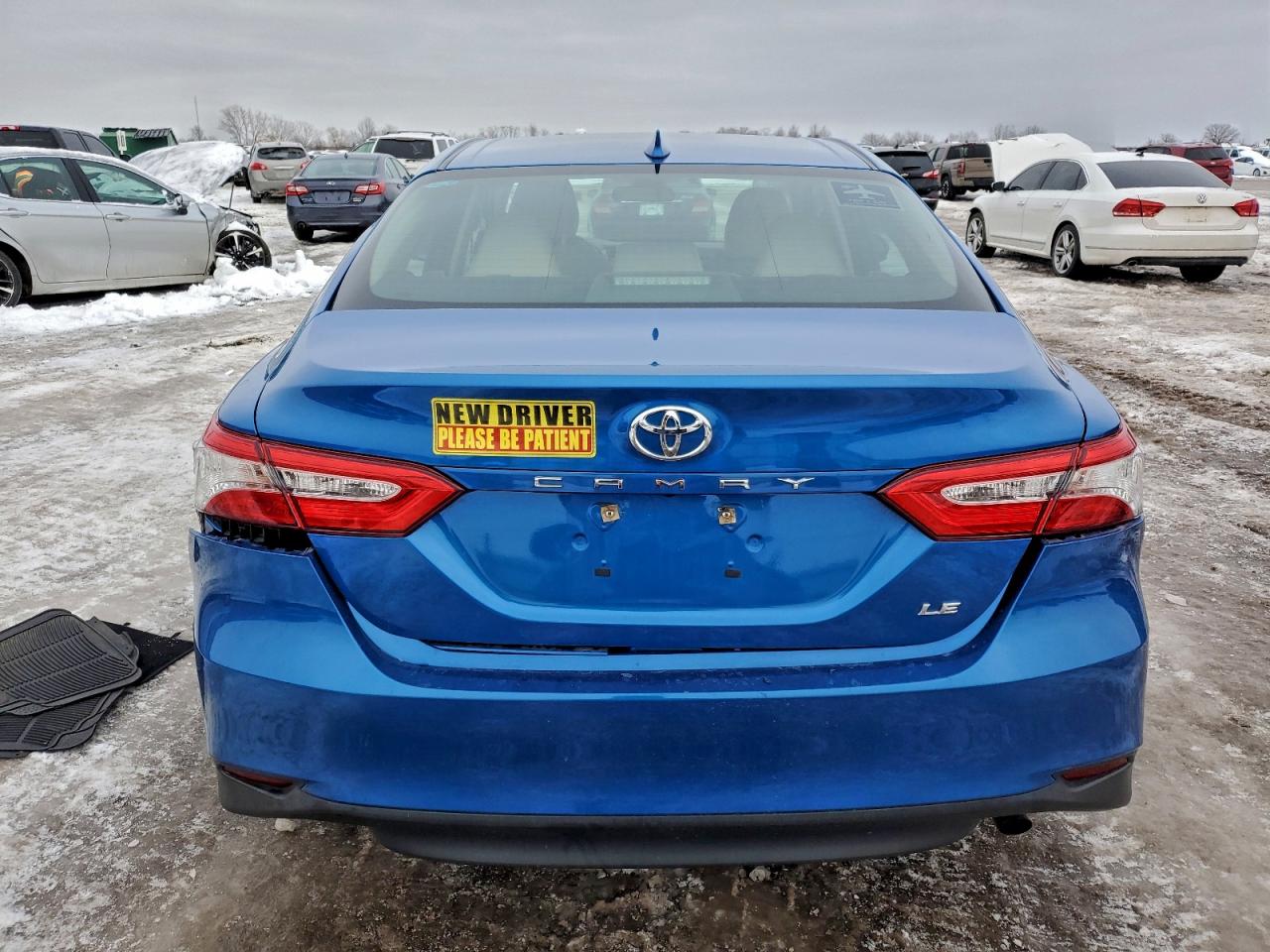 2019 TOYOTA CAMRY L photo 6