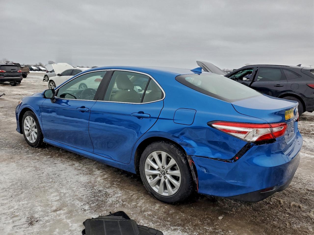 2019 TOYOTA CAMRY L photo 2