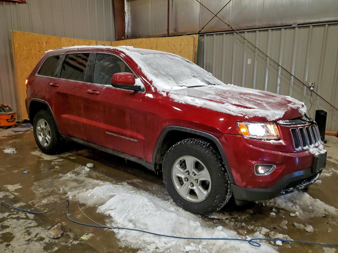 2014 JEEP GRAND CHEROKEE LAREDO photo 4