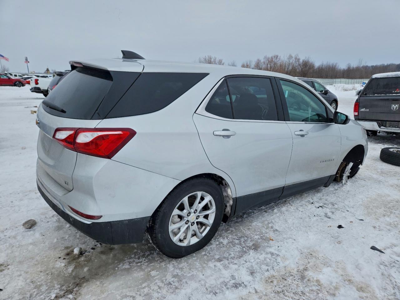 2020 CHEVROLET EQUINOX LT photo 5