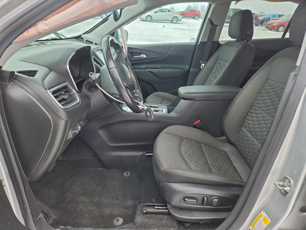 2020 CHEVROLET EQUINOX LT photo 13