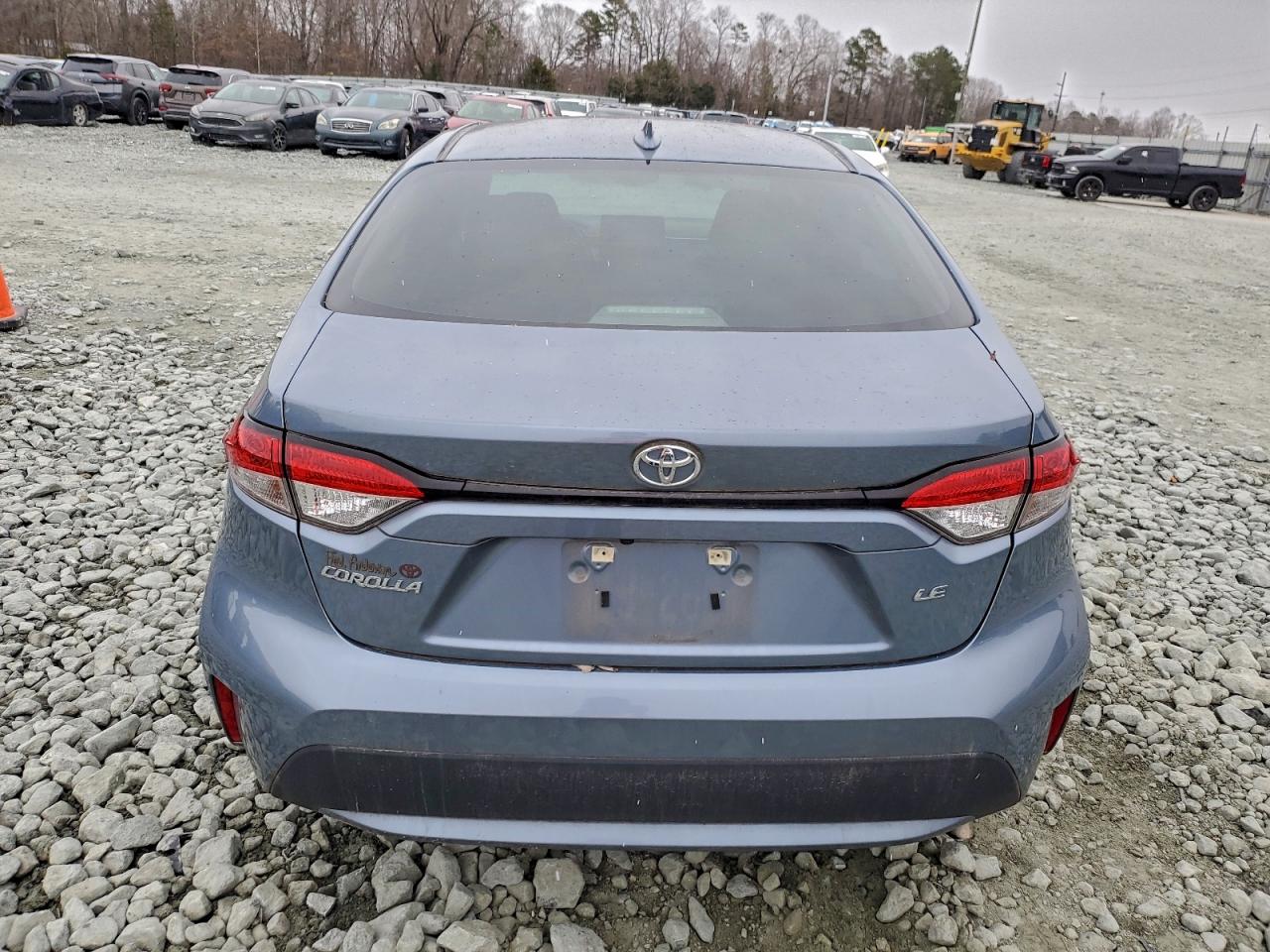 2021 TOYOTA COROLLA LE photo 6