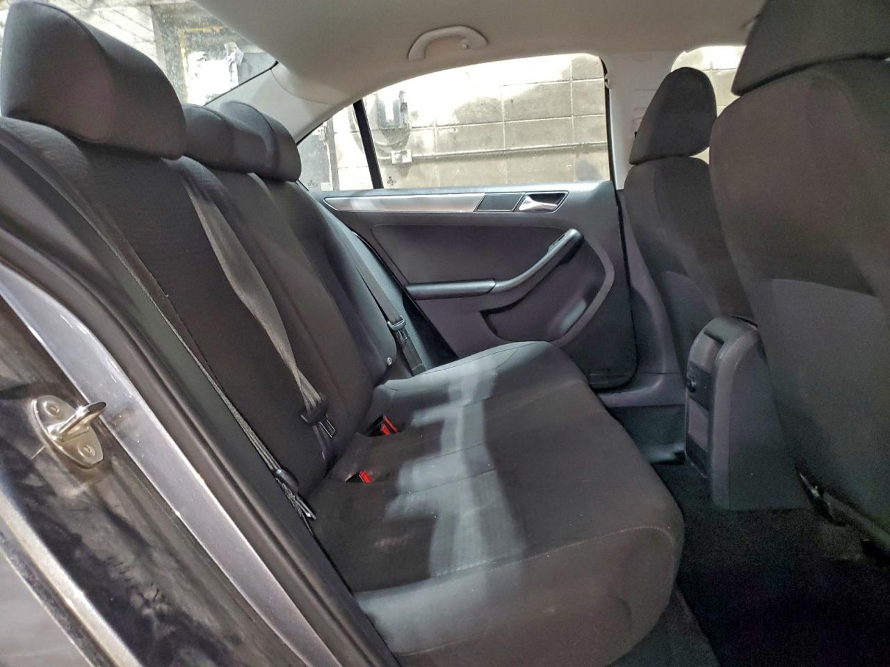 2015 VOLKSWAGEN JETTA SE photo 10
