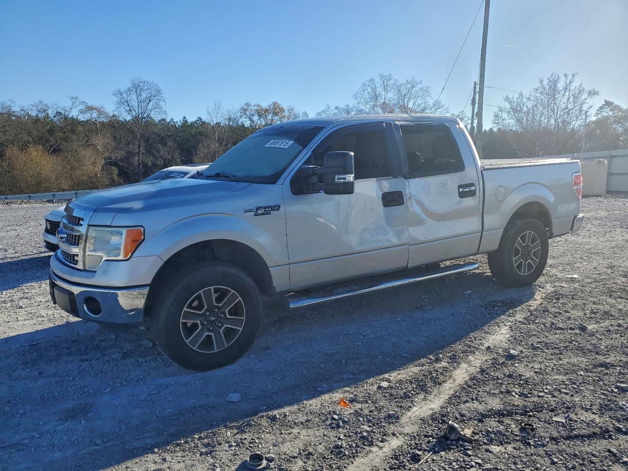 2013 FORD F150