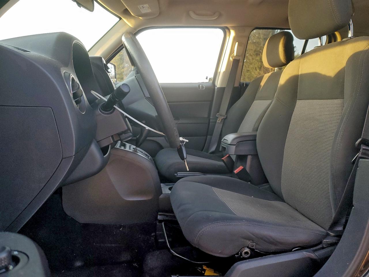 2014 JEEP PATRIOT SPORT photo 7