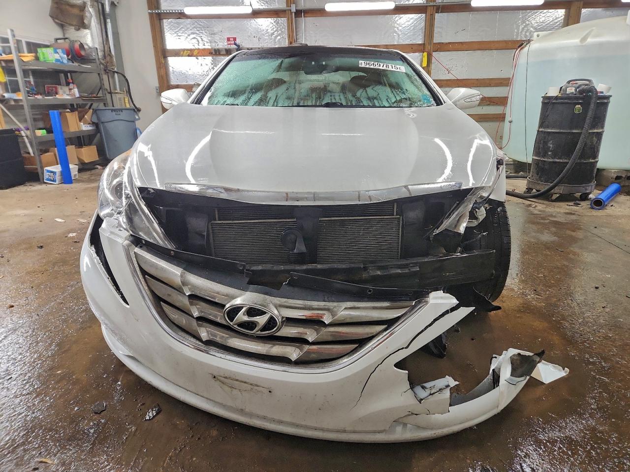 2012 HYUNDAI SONATA SE photo 5