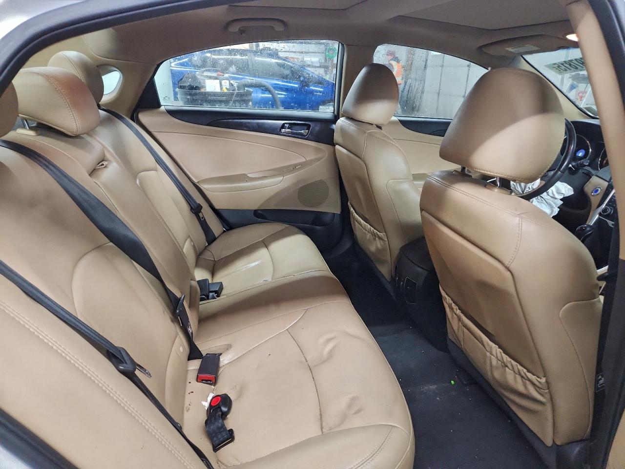 2012 HYUNDAI SONATA SE photo 10