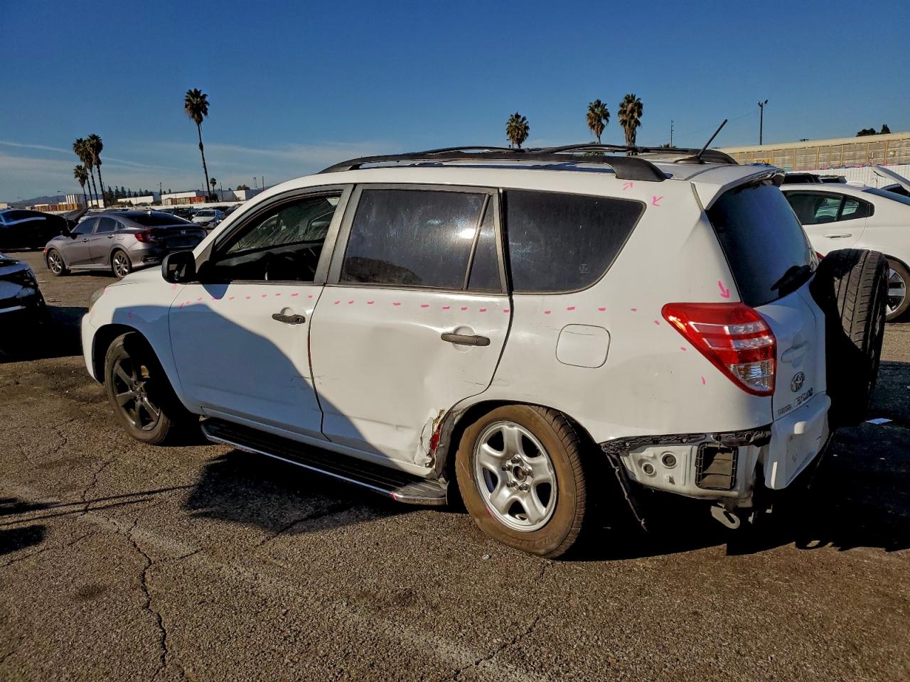 2009 TOYOTA RAV4 photo 2