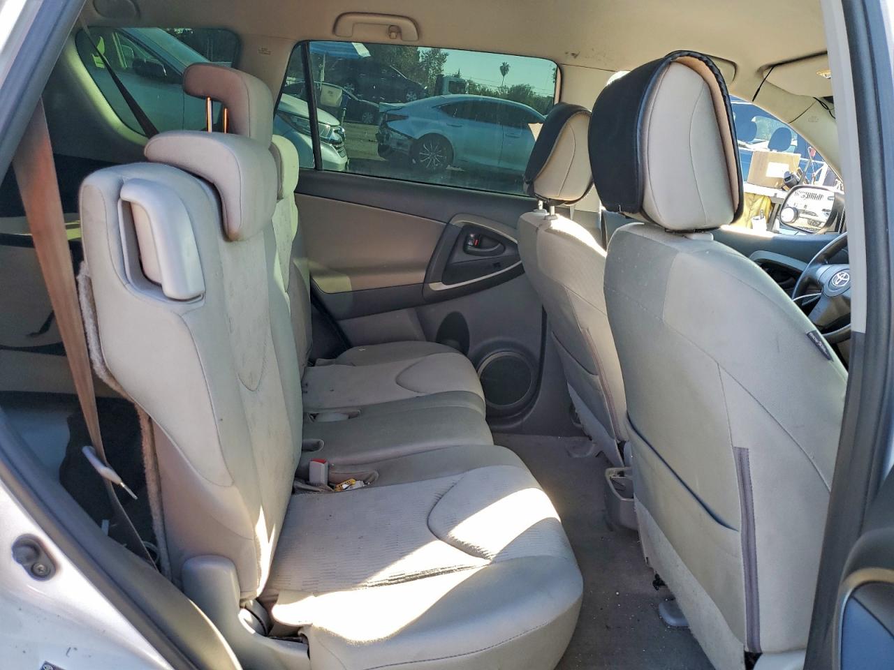 2009 TOYOTA RAV4 photo 10