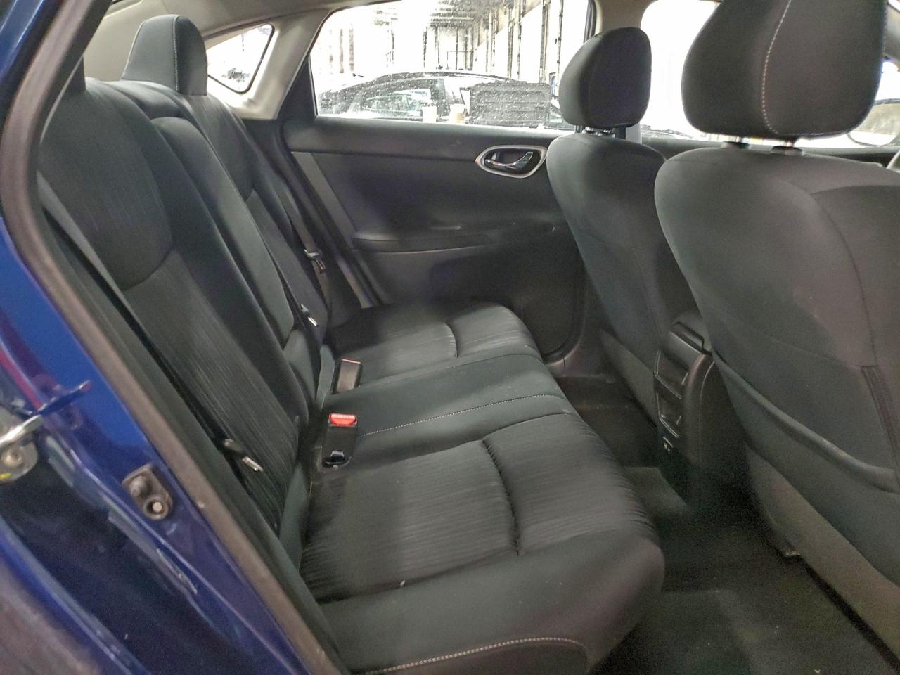 2019 NISSAN SENTRA S photo 10