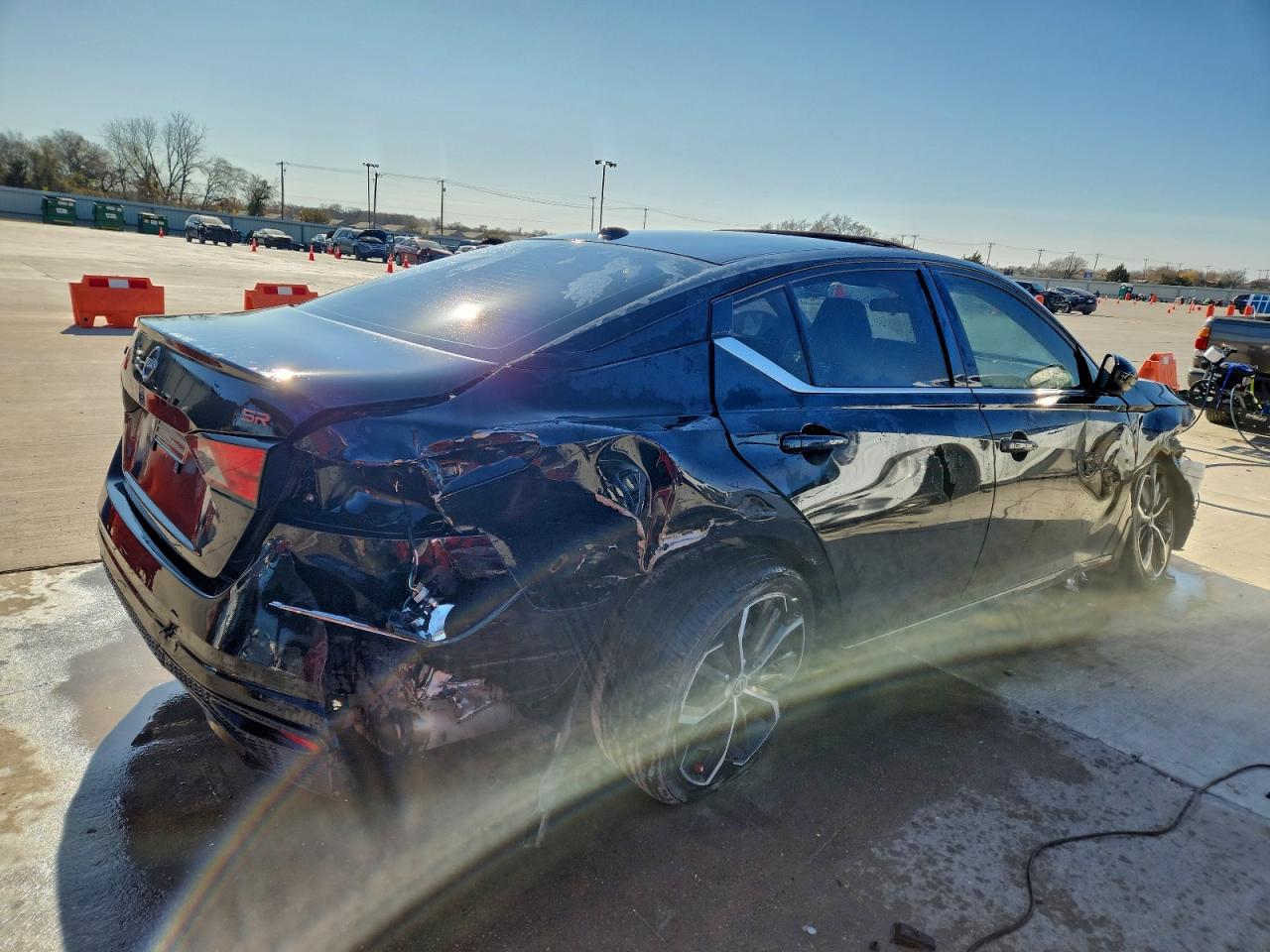 2024 NISSAN ALTIMA 2.5 SR photo 3