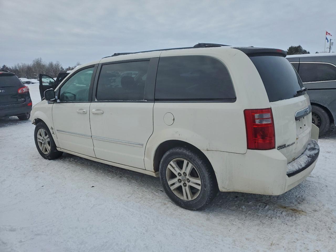 2008 DODGE GRAND CARAVAN SXT photo 2