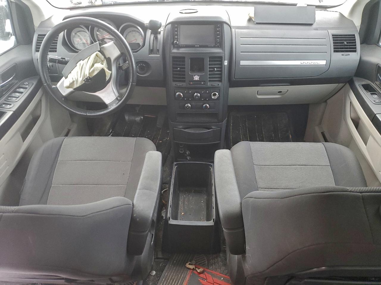 2008 DODGE GRAND CARAVAN SXT photo 8