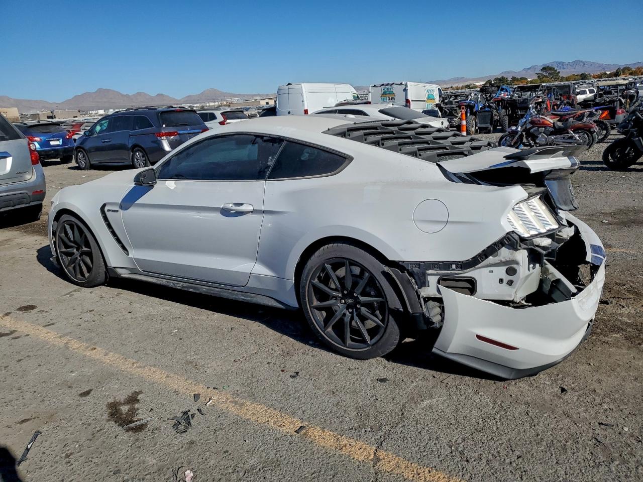 2017 FORD MUSTANG SHELBY GT350 photo 2