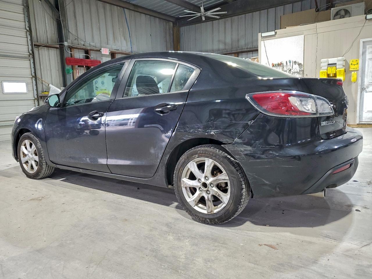 2010 MAZDA 3 I photo 2