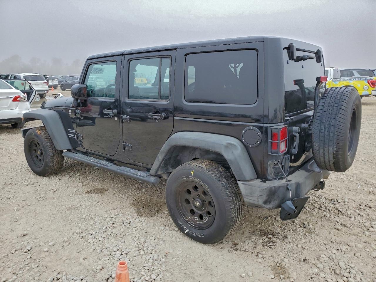 2013 JEEP WRANGLER UNLIMITED SPORT photo 2