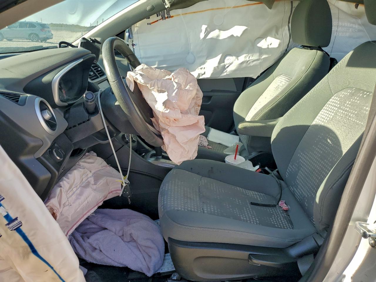 2017 CHEVROLET SONIC LS photo 7