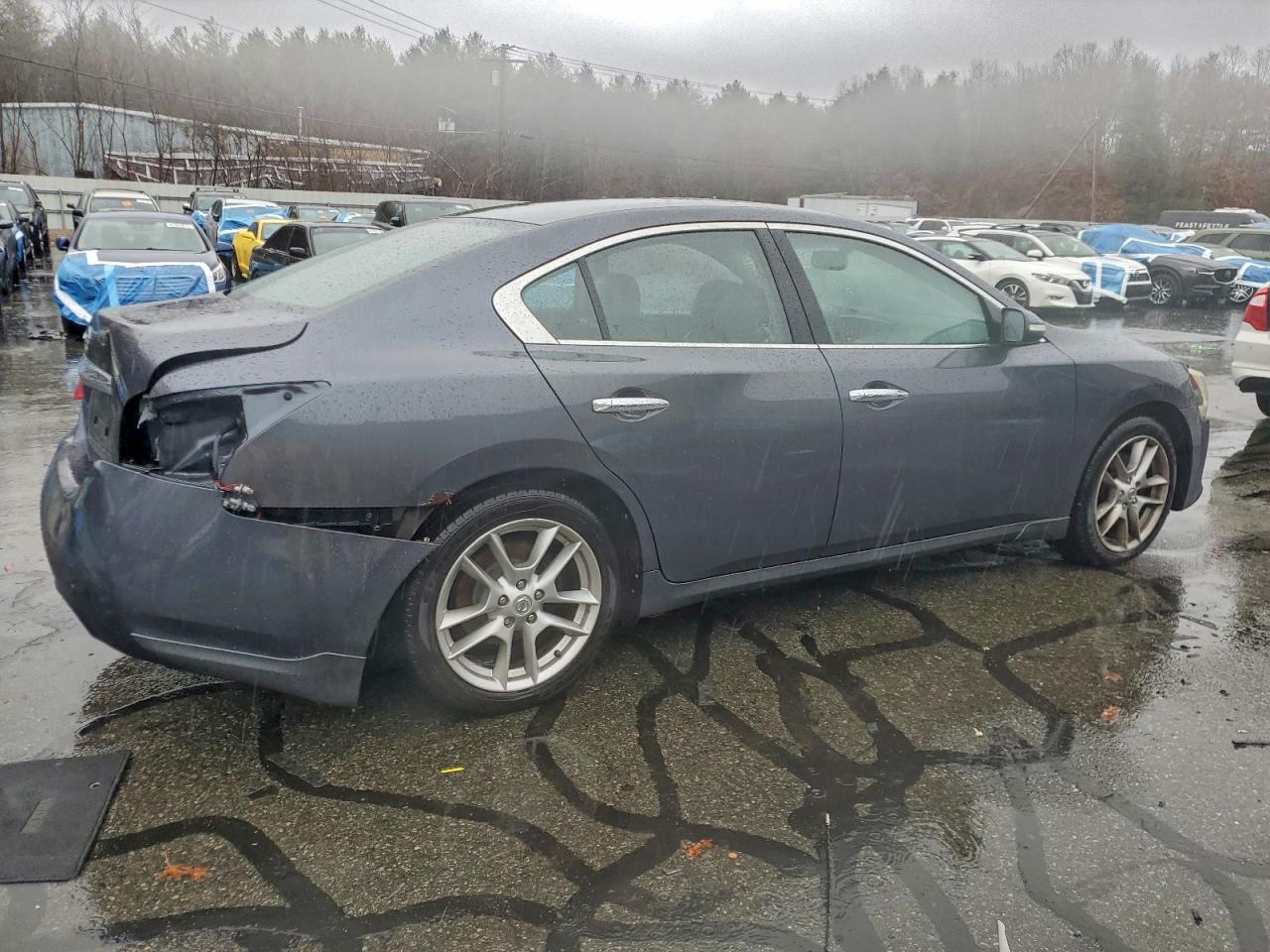2009 NISSAN MAXIMA 3.5S photo 3