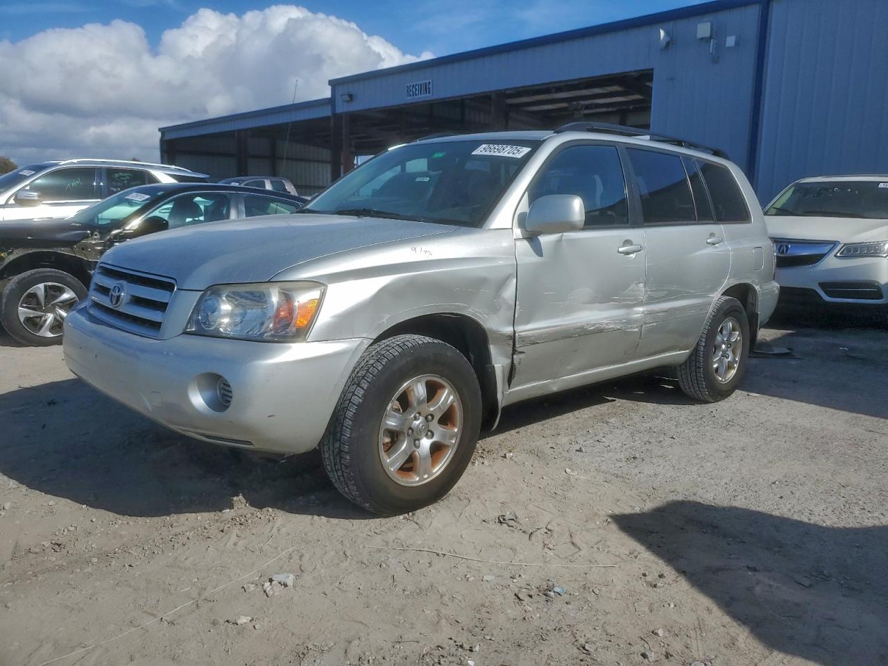 2006 TOYOTA HIGHLANDER