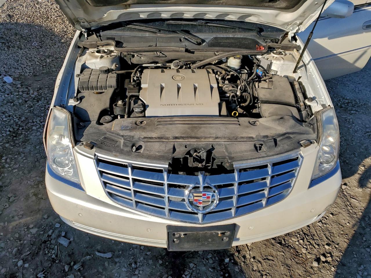 2009 CADILLAC DTS photo 11
