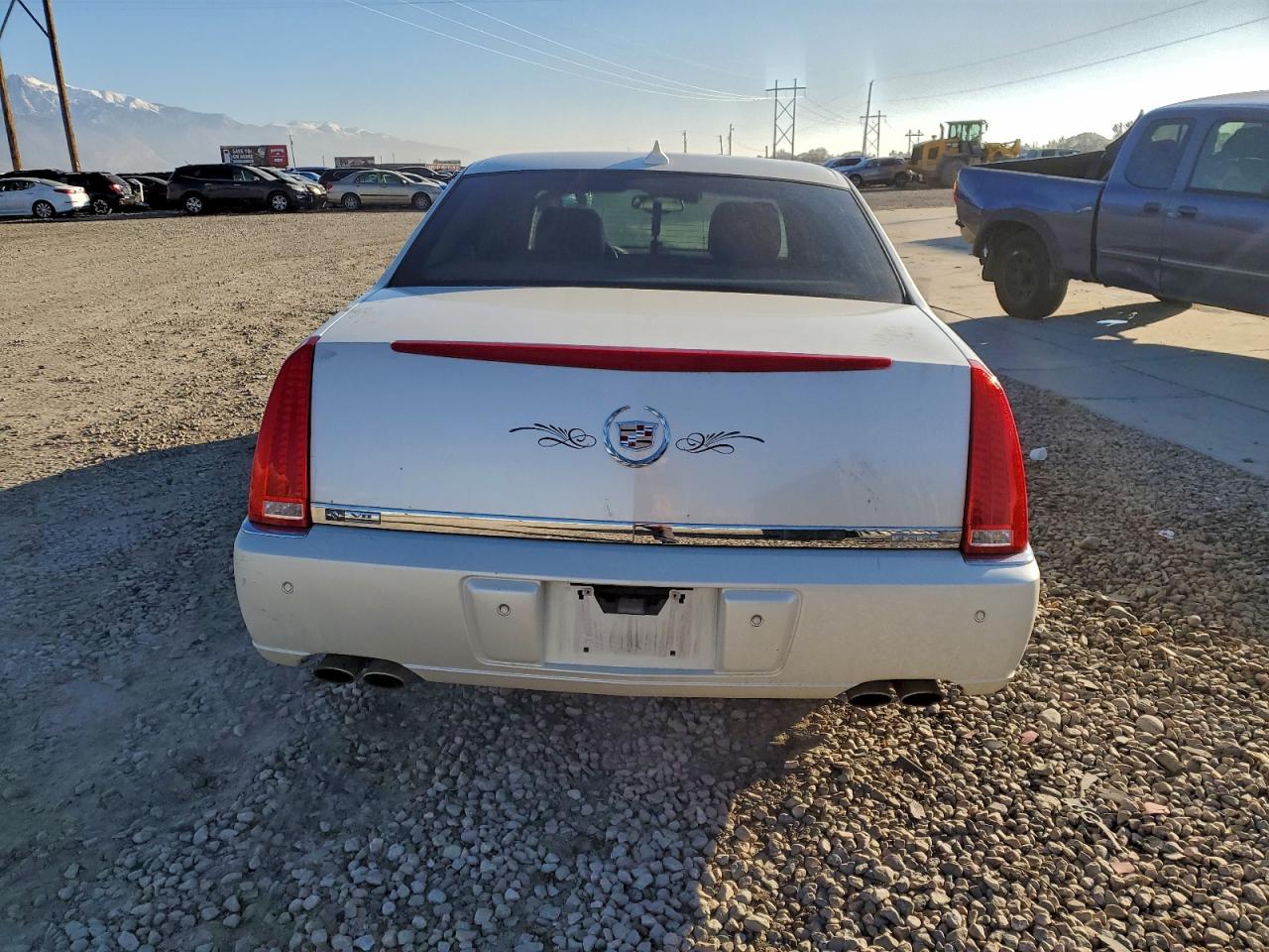 2009 CADILLAC DTS photo 6