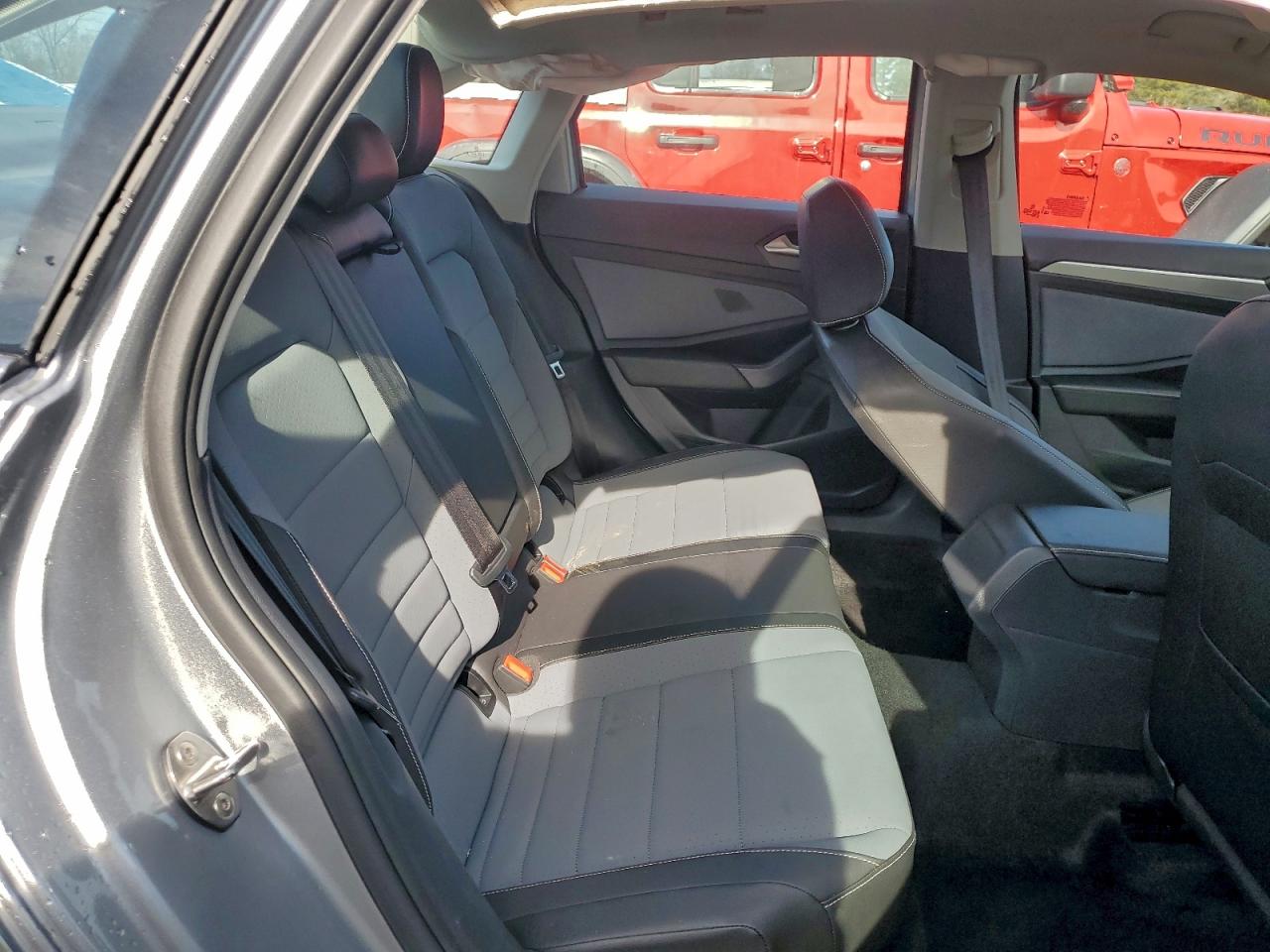2025 VOLKSWAGEN JETTA SE photo 10