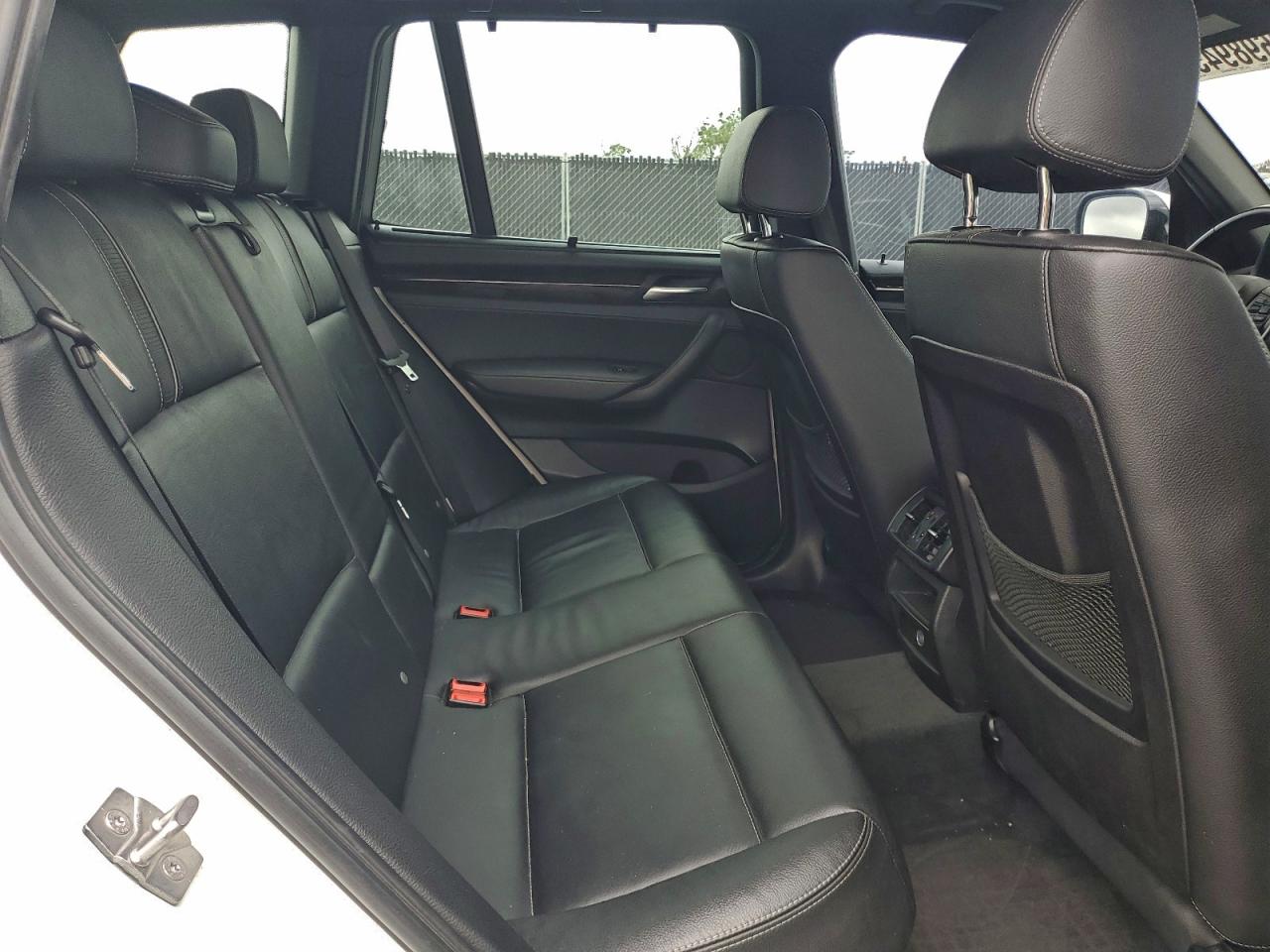 2012 BMW X3 XDRIVE35I photo 11