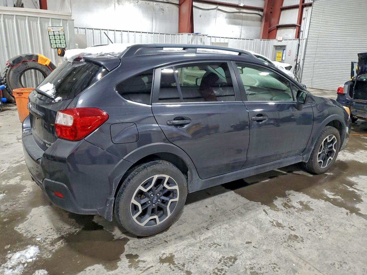 2017 SUBARU CROSSTREK PREMIUM photo 3