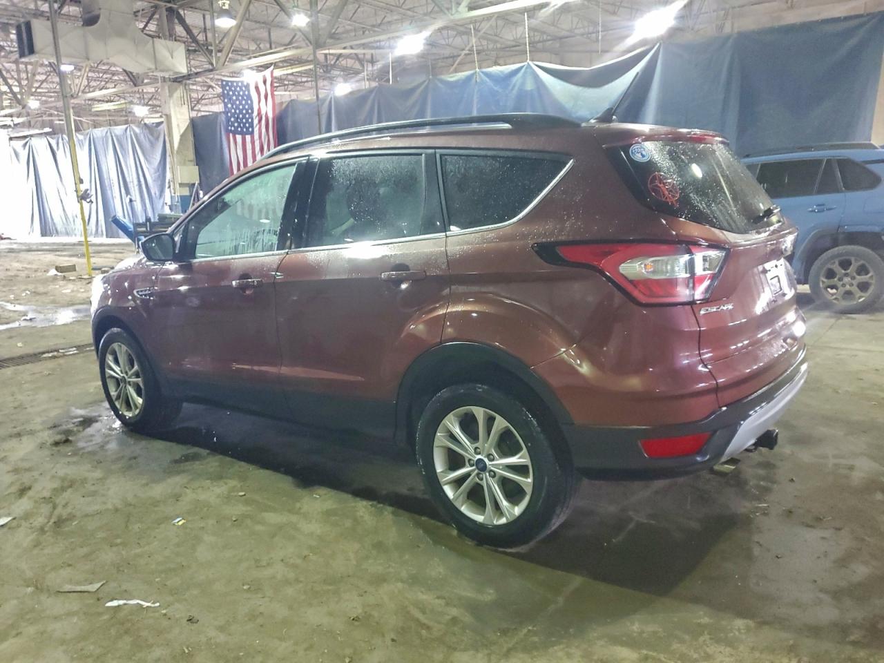 2018 FORD ESCAPE SE photo 2