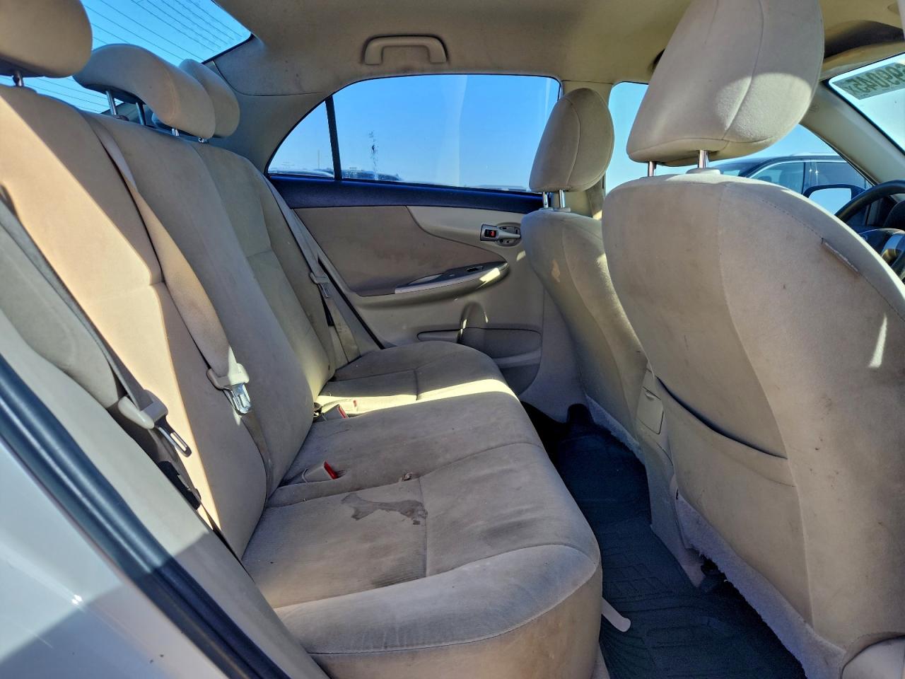 2013 TOYOTA COROLLA BASE photo 10