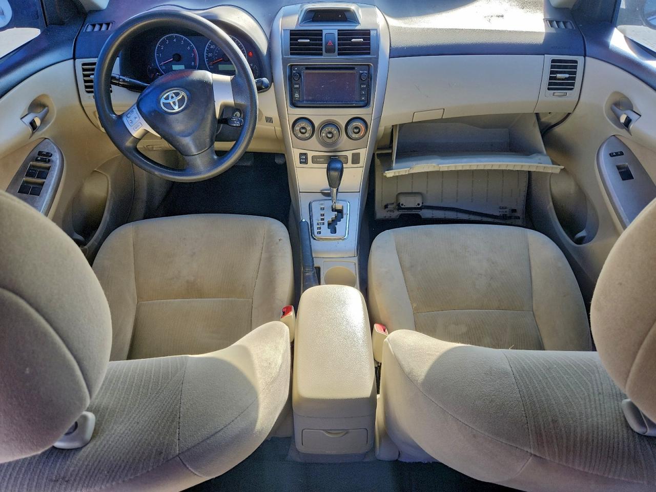 2013 TOYOTA COROLLA BASE photo 8