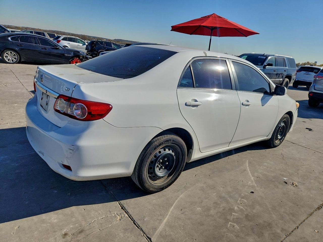 2013 TOYOTA COROLLA BASE photo 3