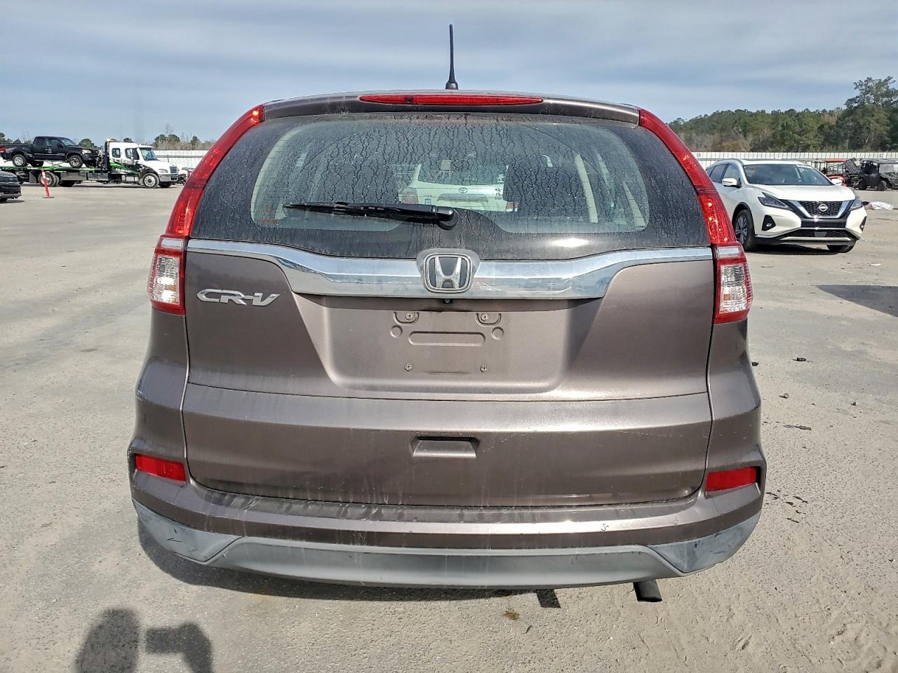 2015 HONDA CR-V LX photo 6