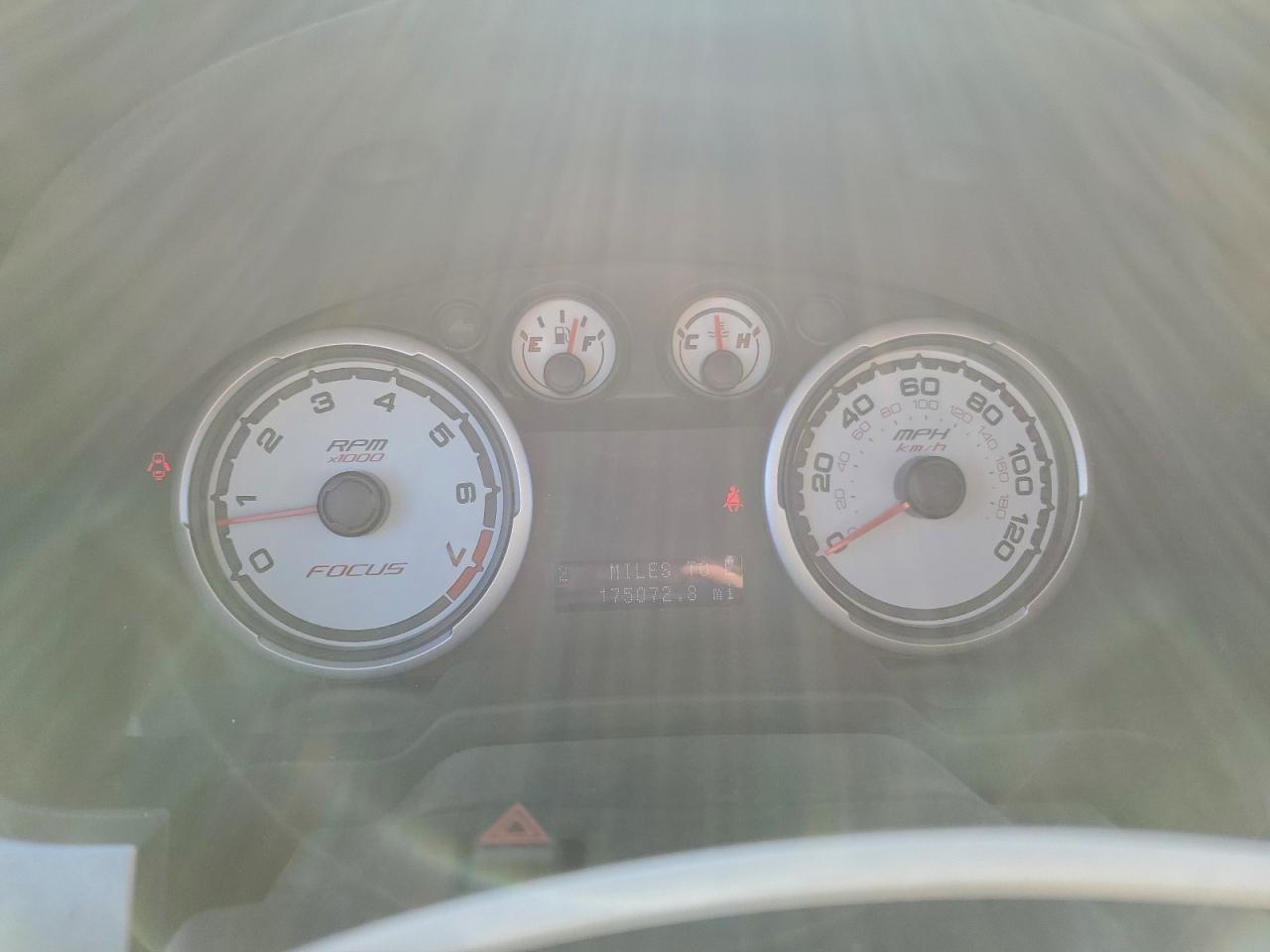 2008 FORD FOCUS SE photo 17