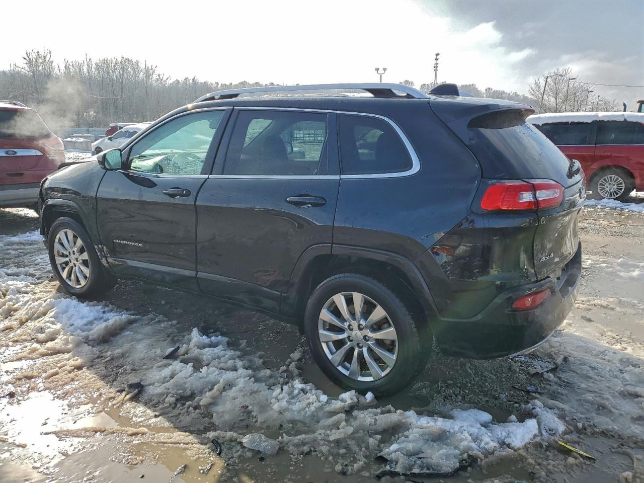 2018 JEEP CHEROKEE OVERLAND photo 2