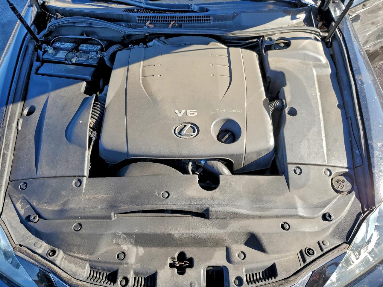 2011 LEXUS IS 250 photo 11