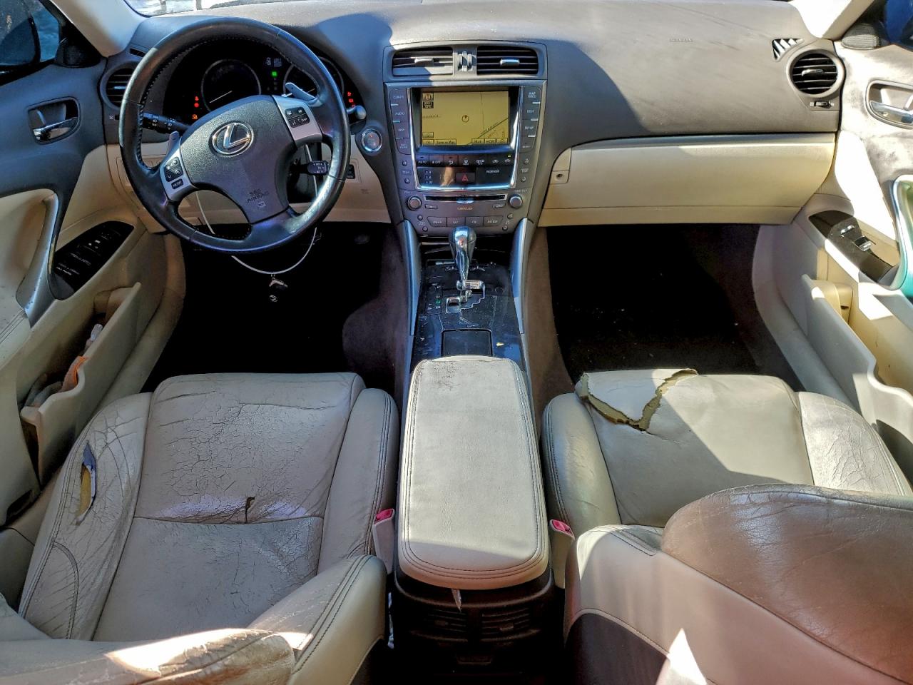 2011 LEXUS IS 250 photo 8
