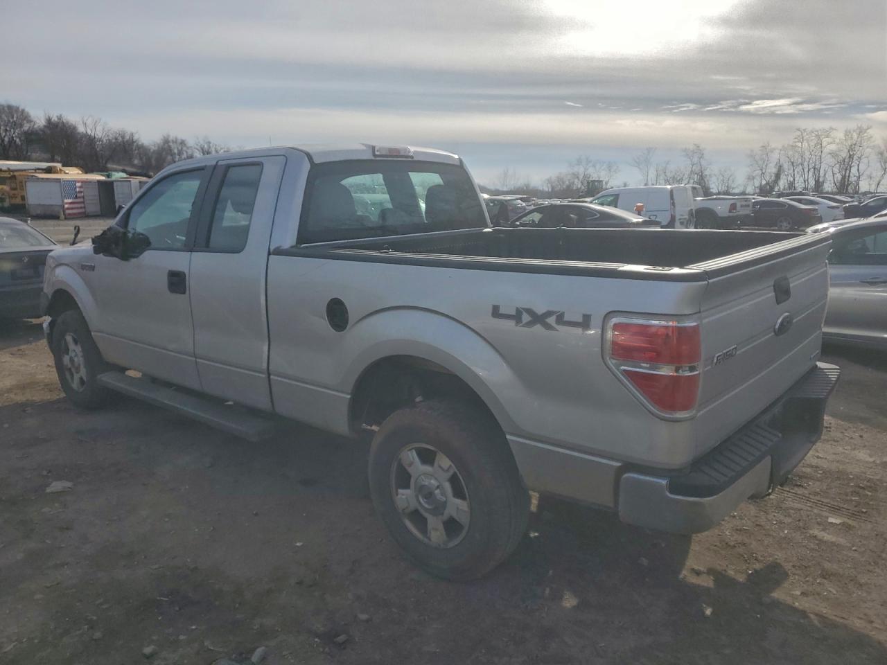 2014 FORD F150 SUPER CAB photo 2