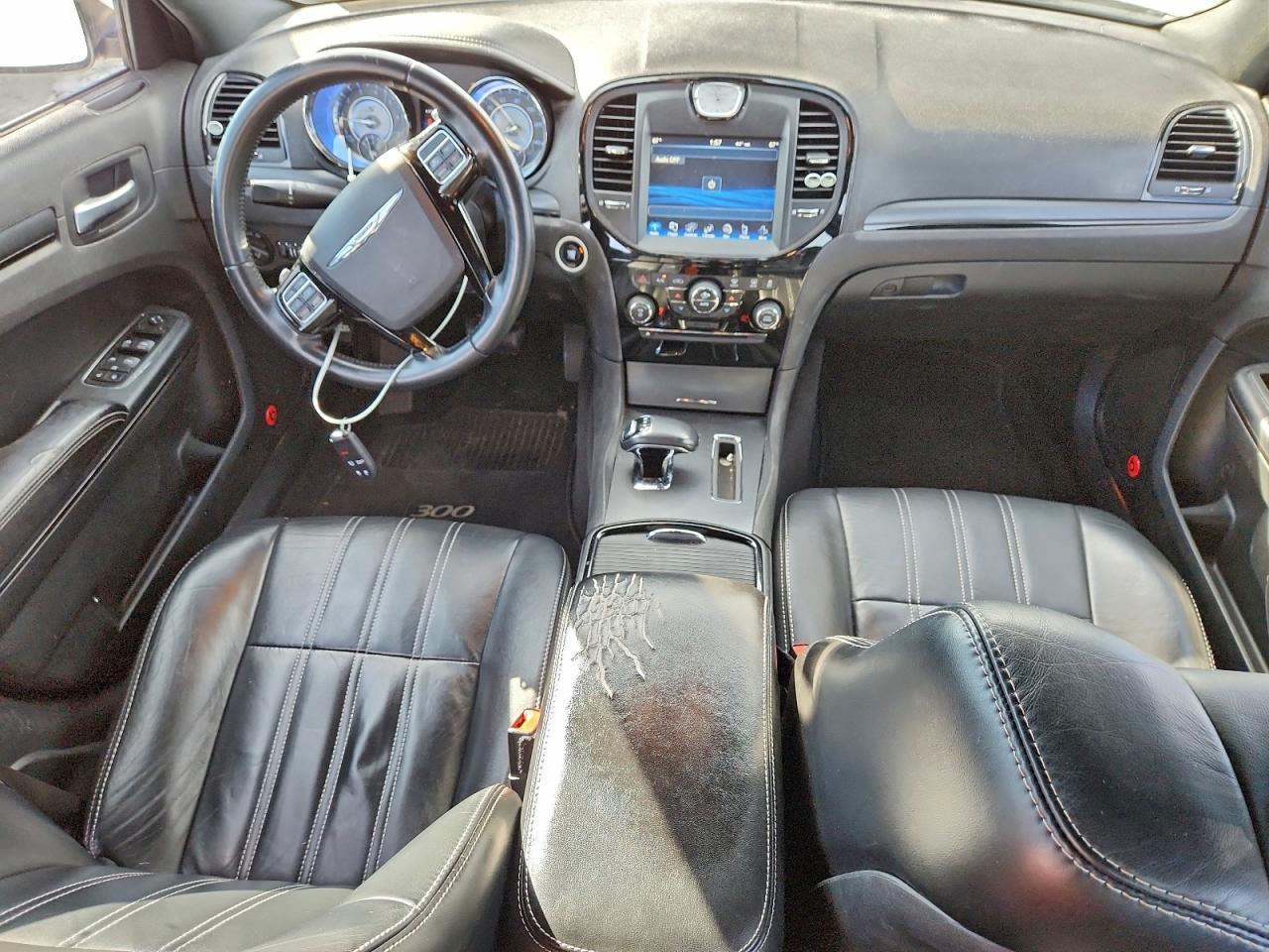 2014 CHRYSLER 300 S photo 8