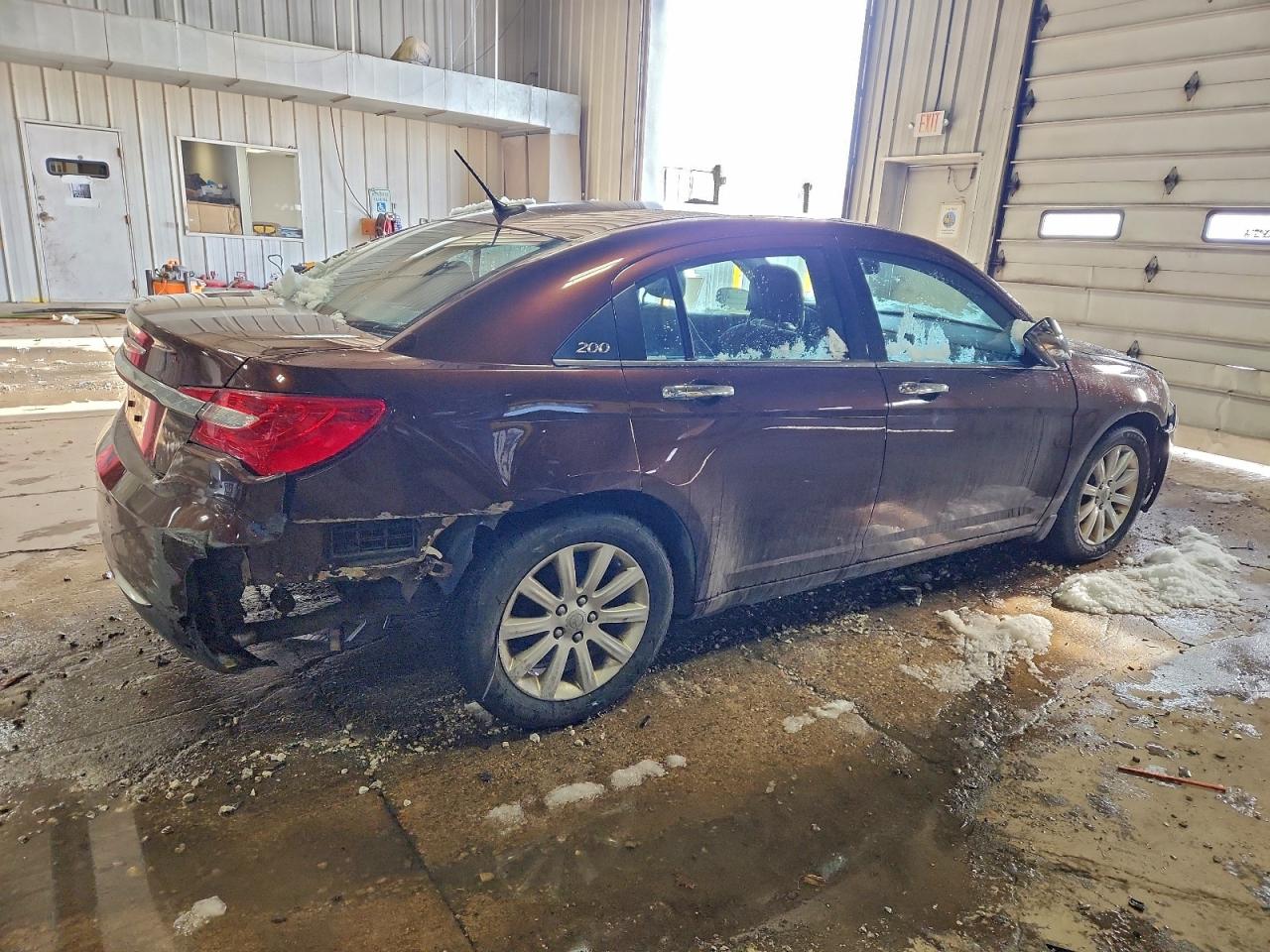 2013 CHRYSLER 200 LIMITED photo 3