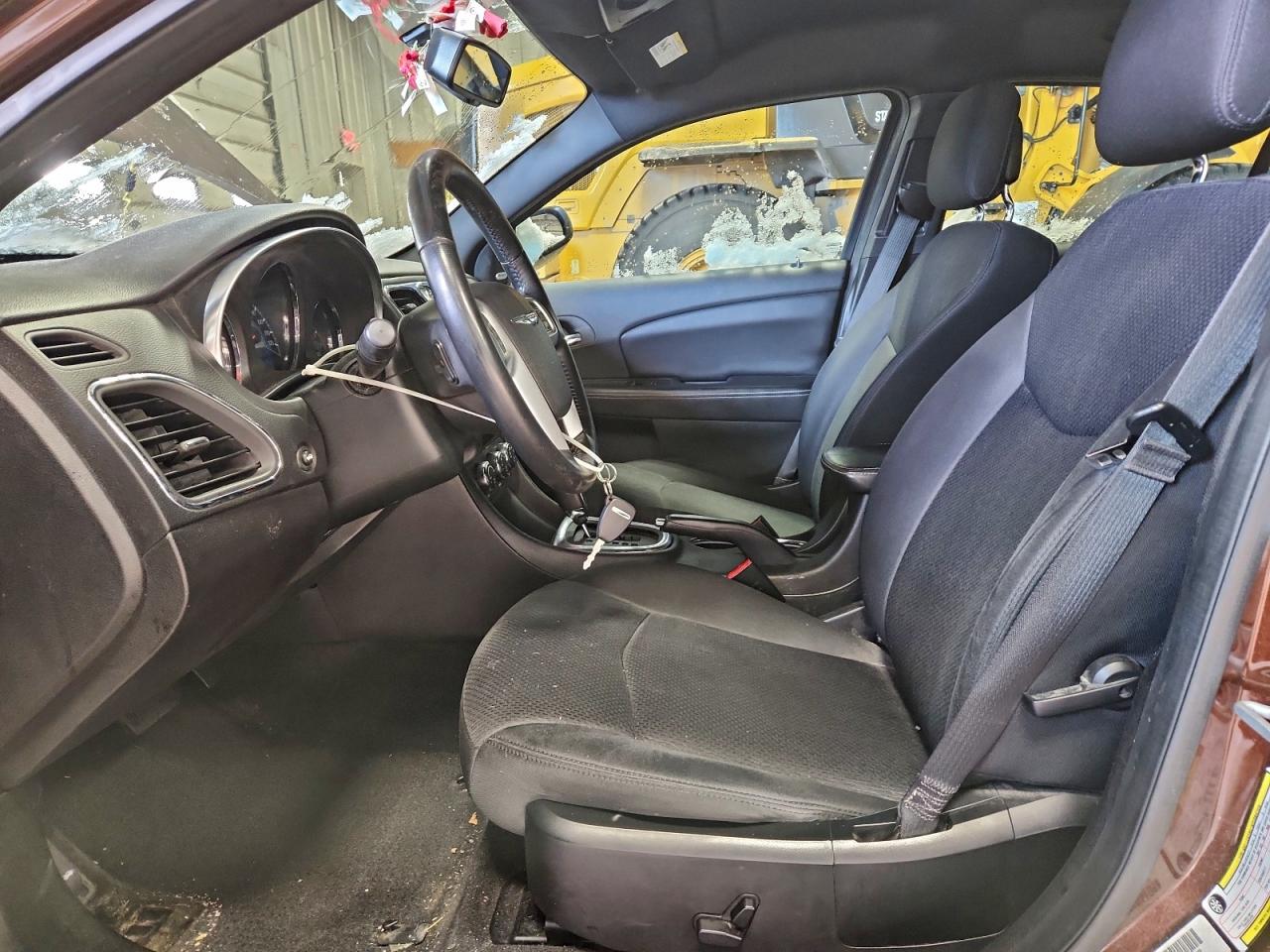 2013 CHRYSLER 200 LIMITED photo 7