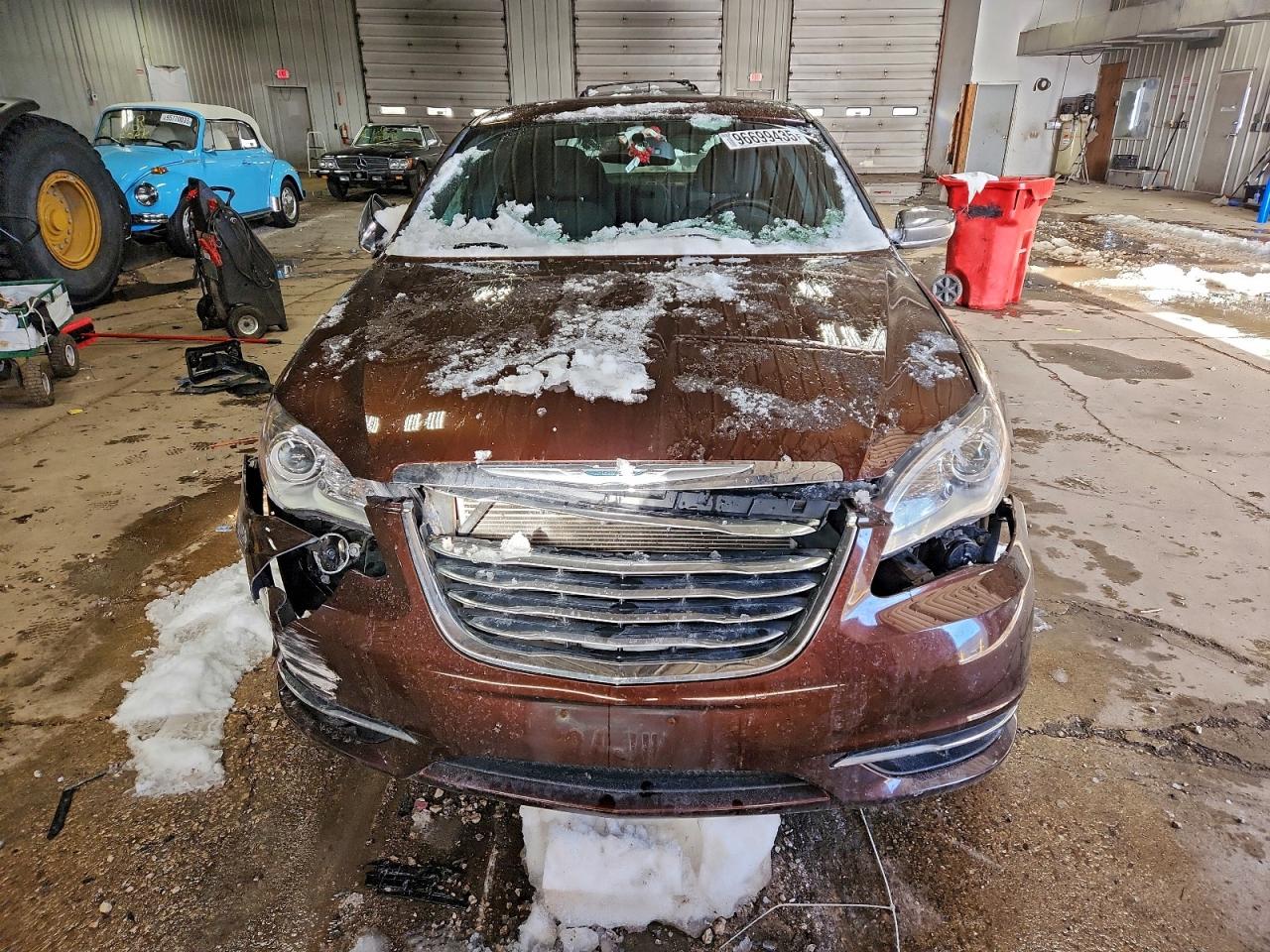 2013 CHRYSLER 200 LIMITED photo 5