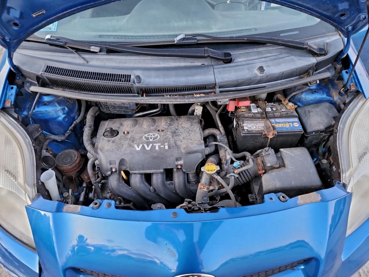 2010 TOYOTA YARIS photo 11