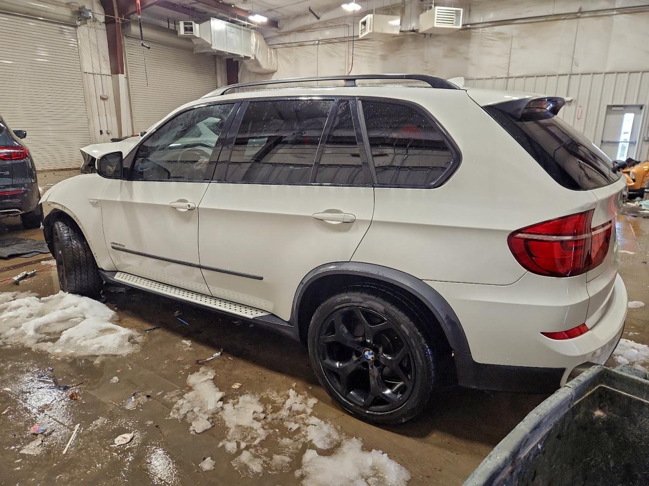 2012 BMW X5 XDRIVE35D photo 2