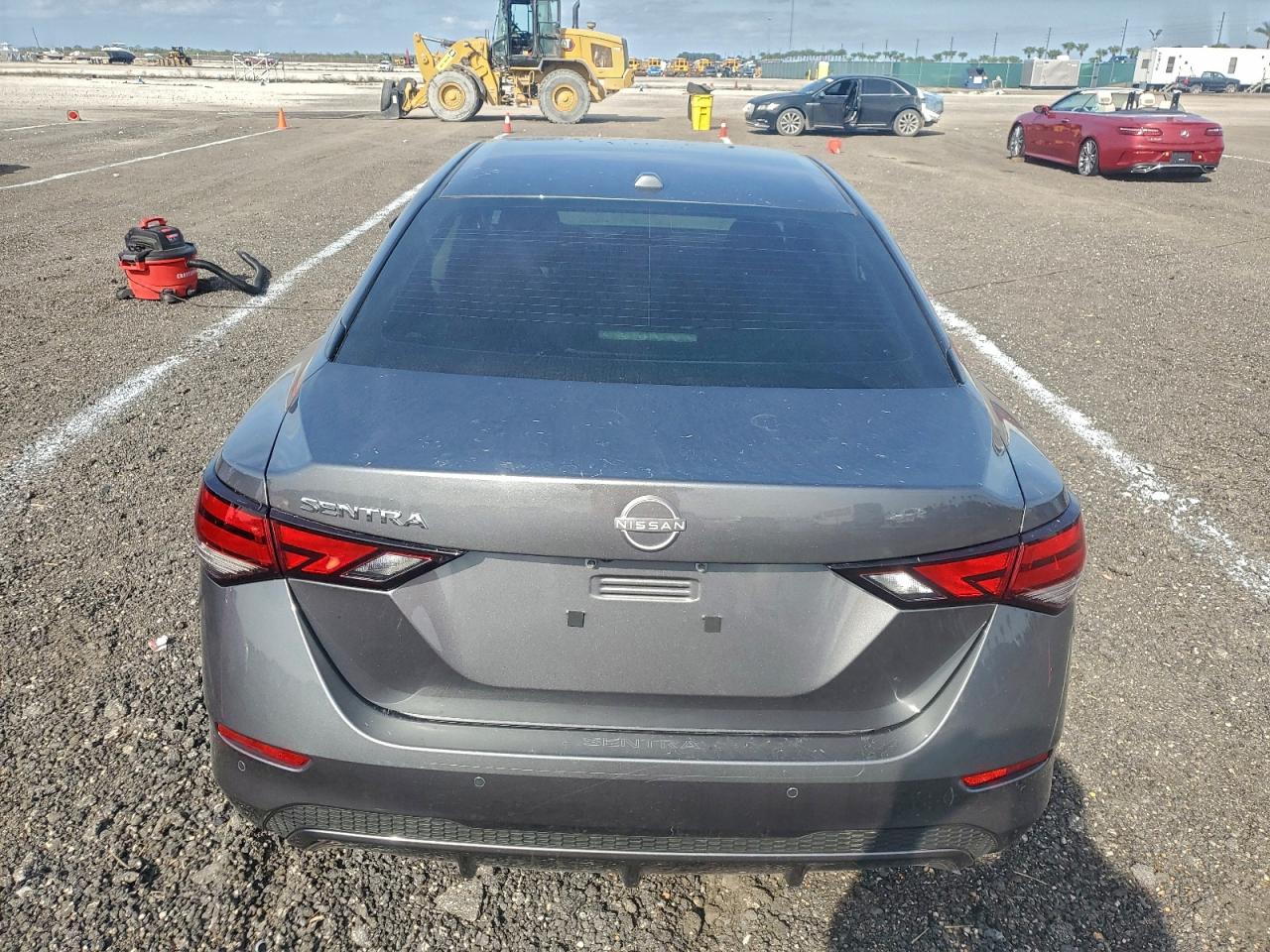 2025 NISSAN SENTRA SV photo 6