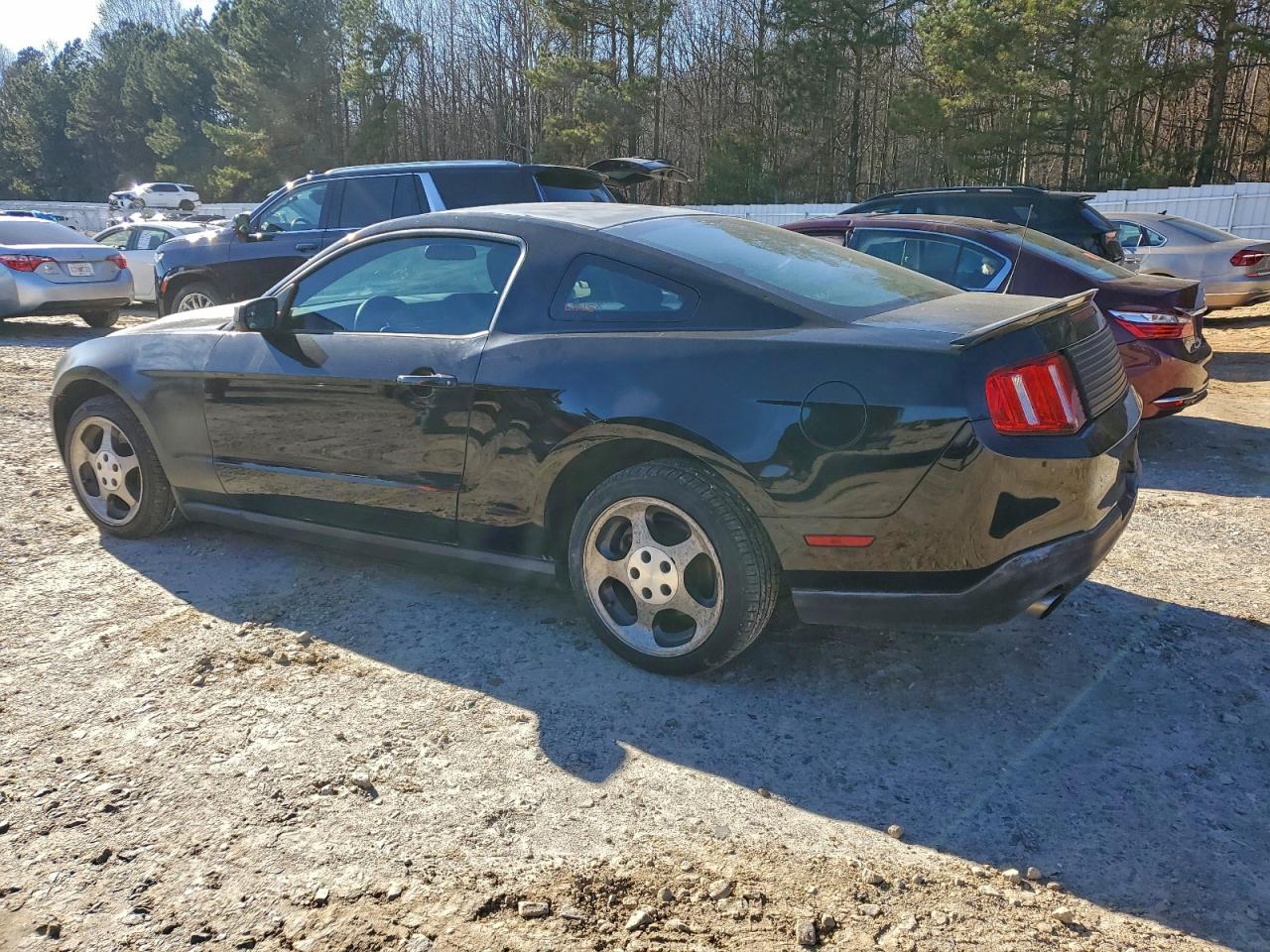 2012 FORD MUSTANG photo 3