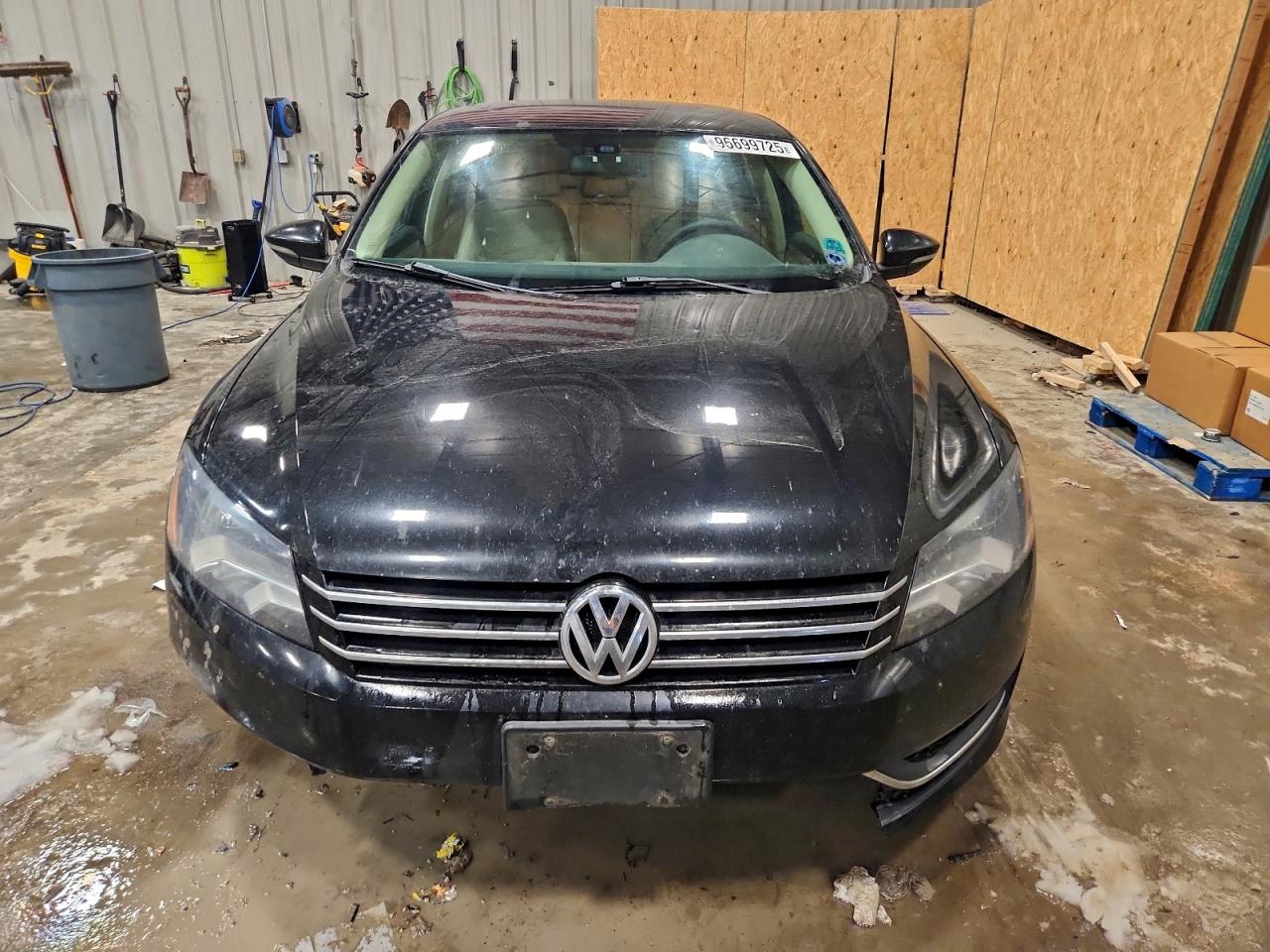 2012 VOLKSWAGEN PASSAT SE photo 5