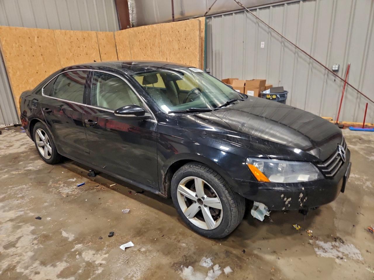 2012 VOLKSWAGEN PASSAT SE photo 4