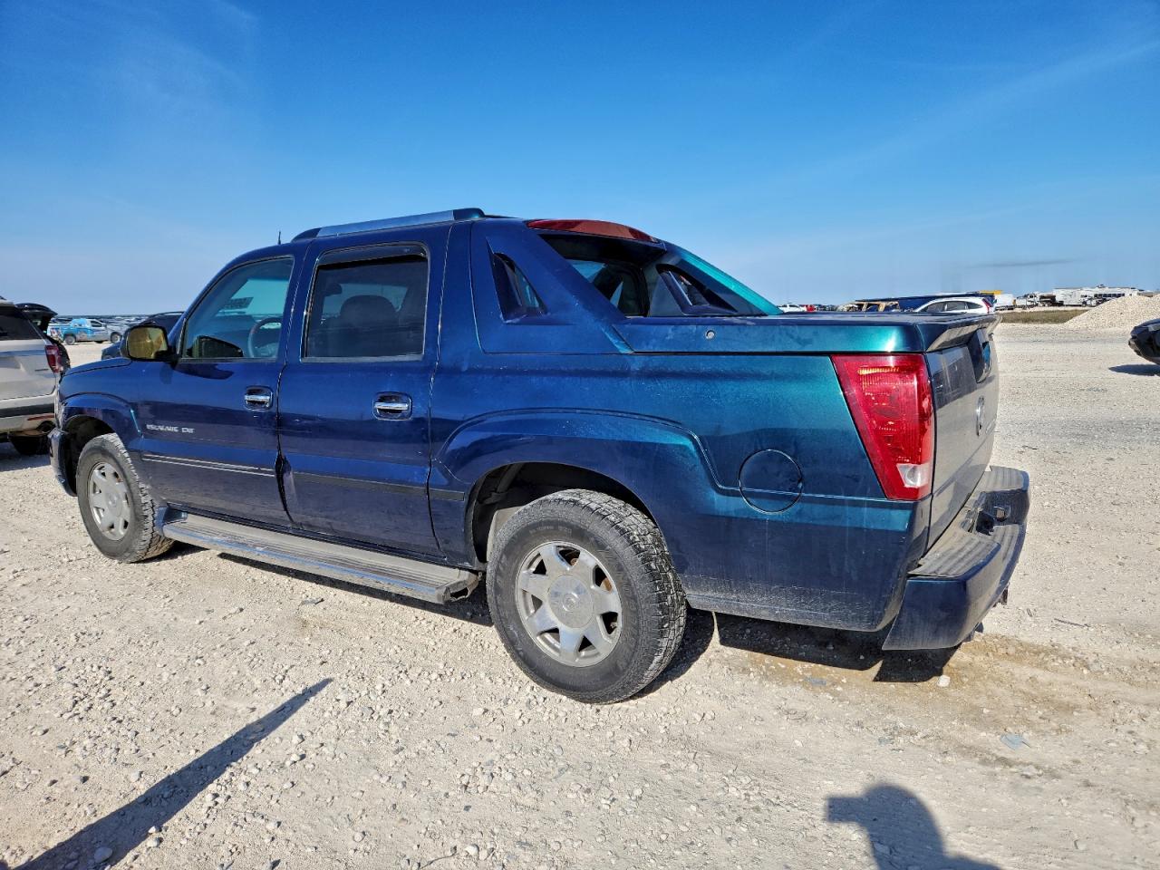 2005 CADILLAC ESCALADE EXT photo 3