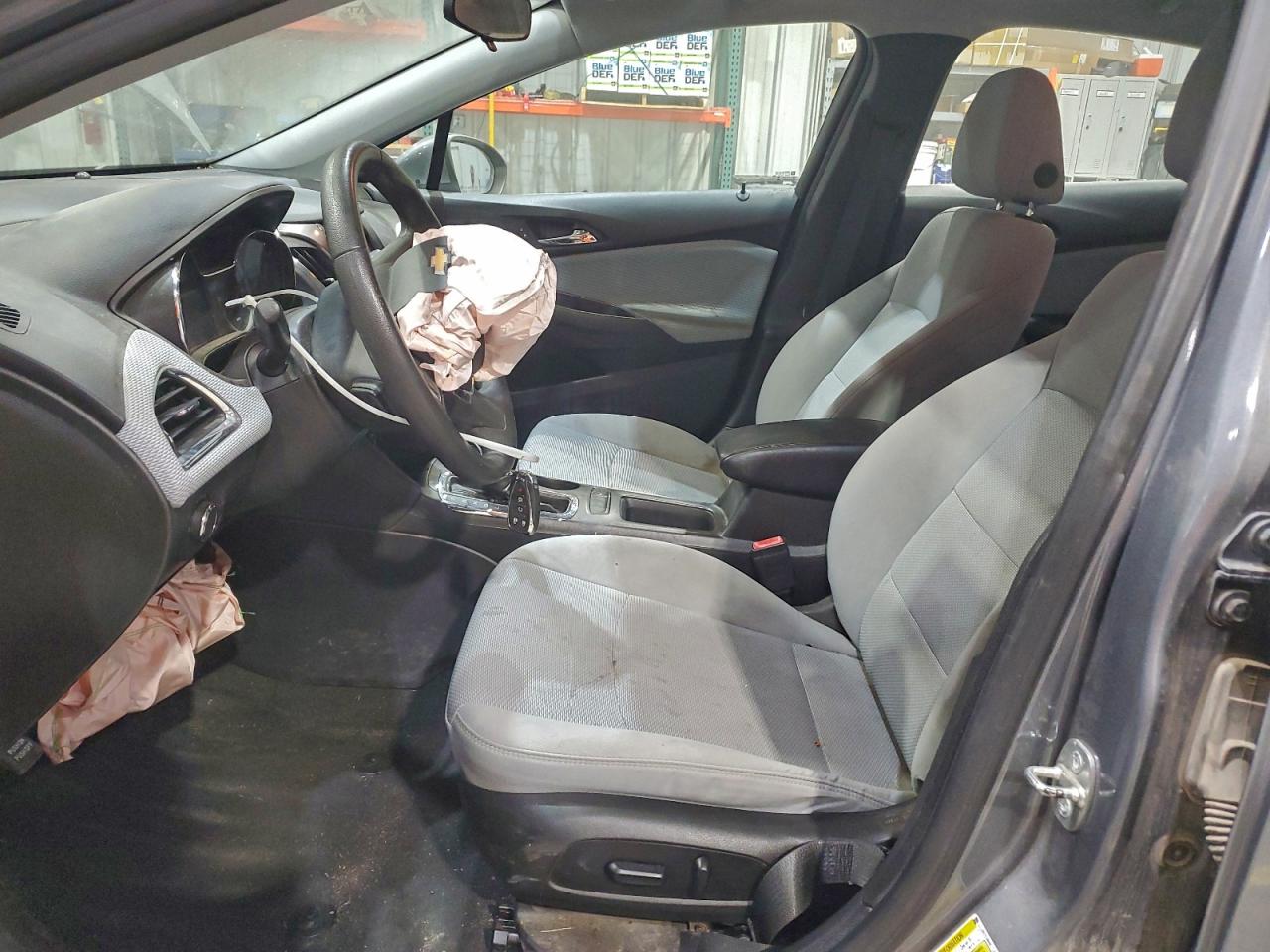 2019 CHEVROLET CRUZE LT photo 13